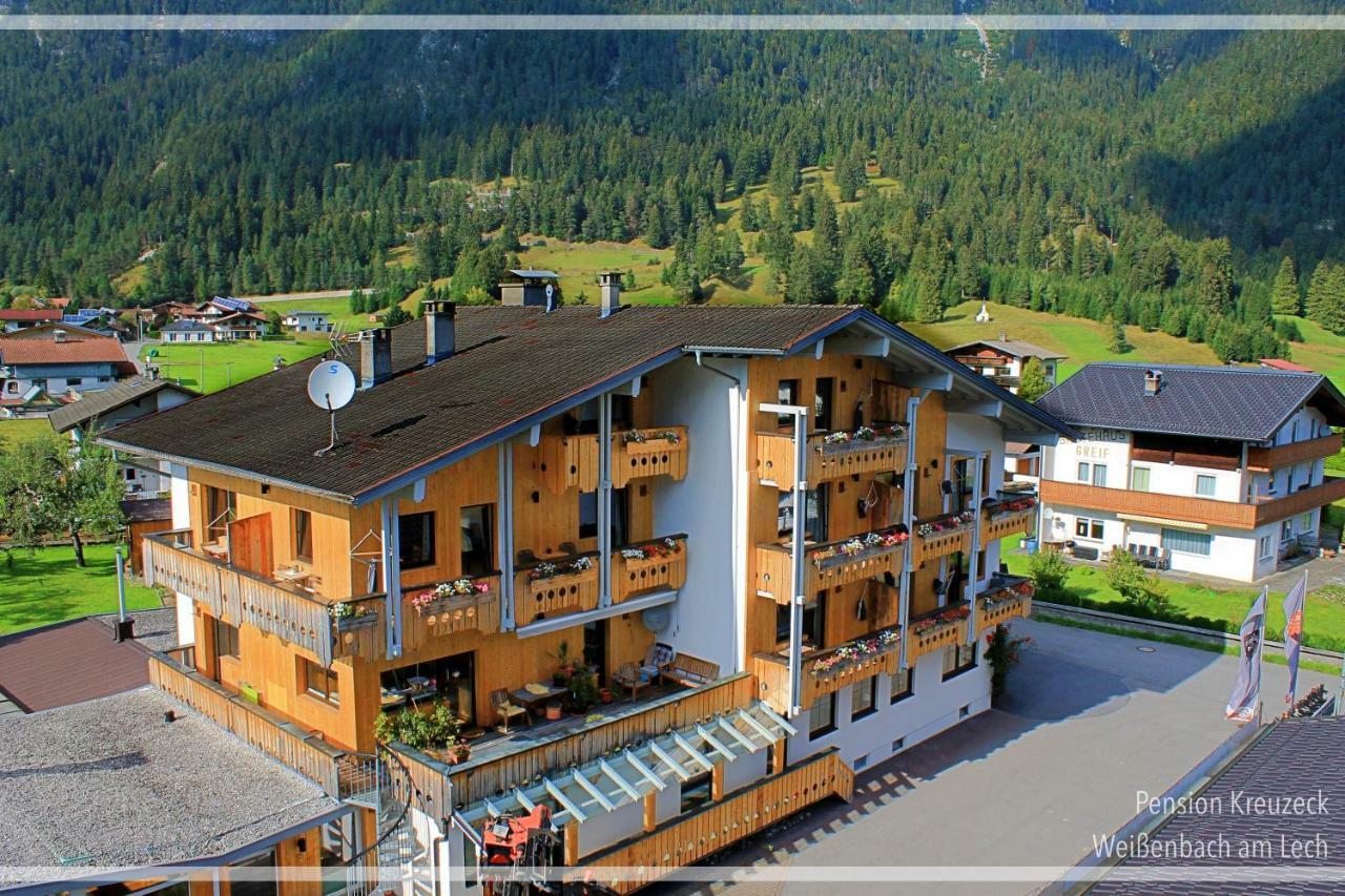 Pension Kreuzeck - Dein Gluecksplatz Am Lech Weissenbach am Lech Exterior photo